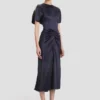 Bela Midi-Kleid in Midnight Bela Midi-Kleid in Midnight