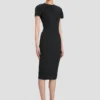 Figurbetontes T-Shirt-Kleid in Schwarz Figurbetontes T-Shirt-Kleid in Schwarz