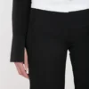 Hose mit Seiteneinsätzen in Schwarz Hose mit Seiteneinsätzen in Schwarz