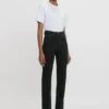 Julia Stretch-Jeans in gewaschenem Schwarz Julia Stretch-Jeans in gewaschenem Schwarz