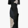 Midi-Kleid mit geschlitztem Saum in dunkelblauem Blumenmuster Midi-Kleid mit geschlitztem Saum in dunkelblauem Blumenmuster