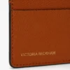 The Victoria-Kartenetui aus genarbtem Leder in Burnt Orange