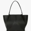 The Victoria Reisetasche aus schwarzem Leder