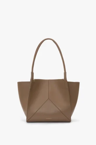 The Victoria-Tasche aus taubengrauem Leder