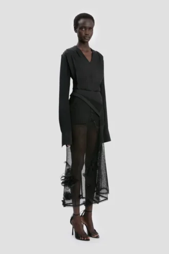 Top mit V-Ausschnitt in Schwarz