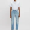 Victoria-Jeans in hellblauer Waschung Victoria-Jeans in hellblauer Waschung
