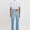 Victoria-Jeans in hellblauer Waschung Victoria-Jeans in hellblauer Waschung