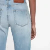 Victoria-Jeans in hellblauer Waschung Victoria-Jeans in hellblauer Waschung